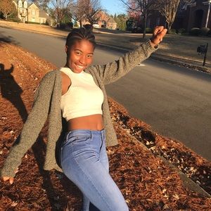 Meet your Posher, Jasmine